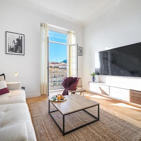 Majestic - Somptueux En Plein Coeur De *