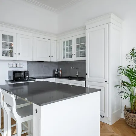 Majestic - Somptueux En Plein Coeur De *